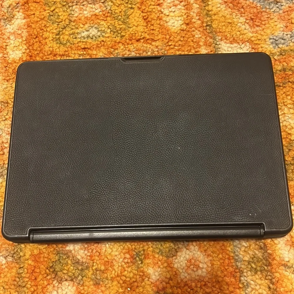 iPad Air case with built in keyboard